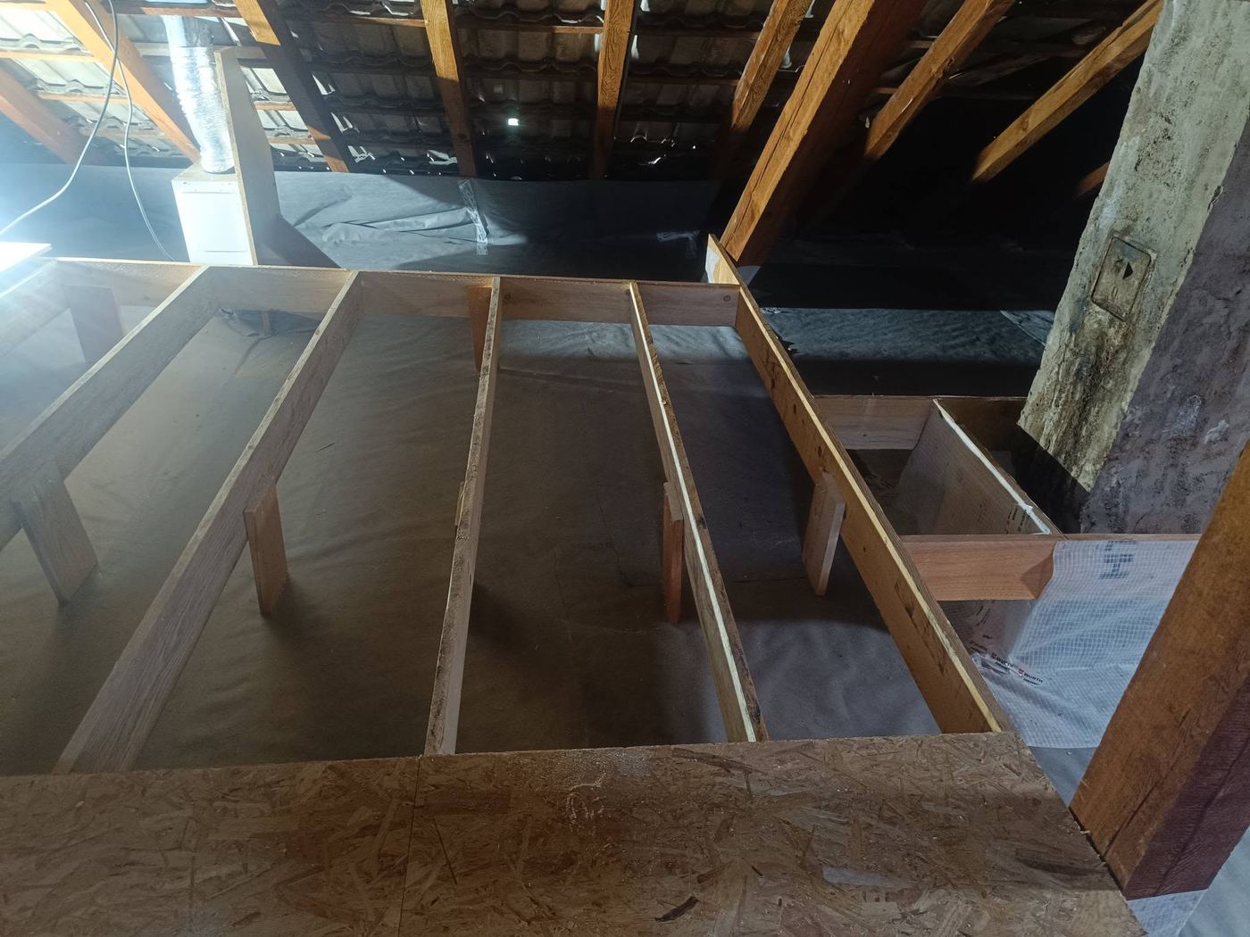 Structure en bois pour caisson d'isolation sur mesure